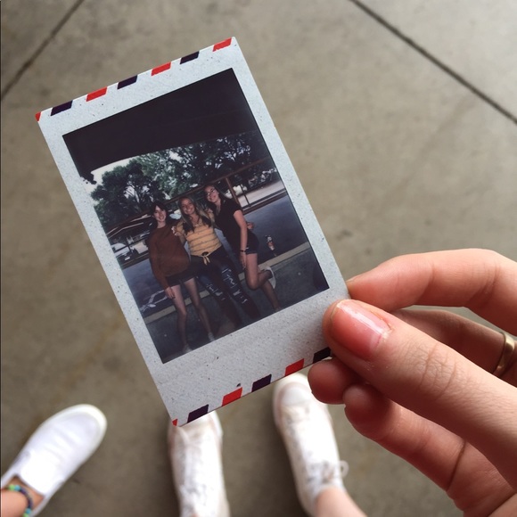 Meet your Posher, Elia - Picture 1 of 1